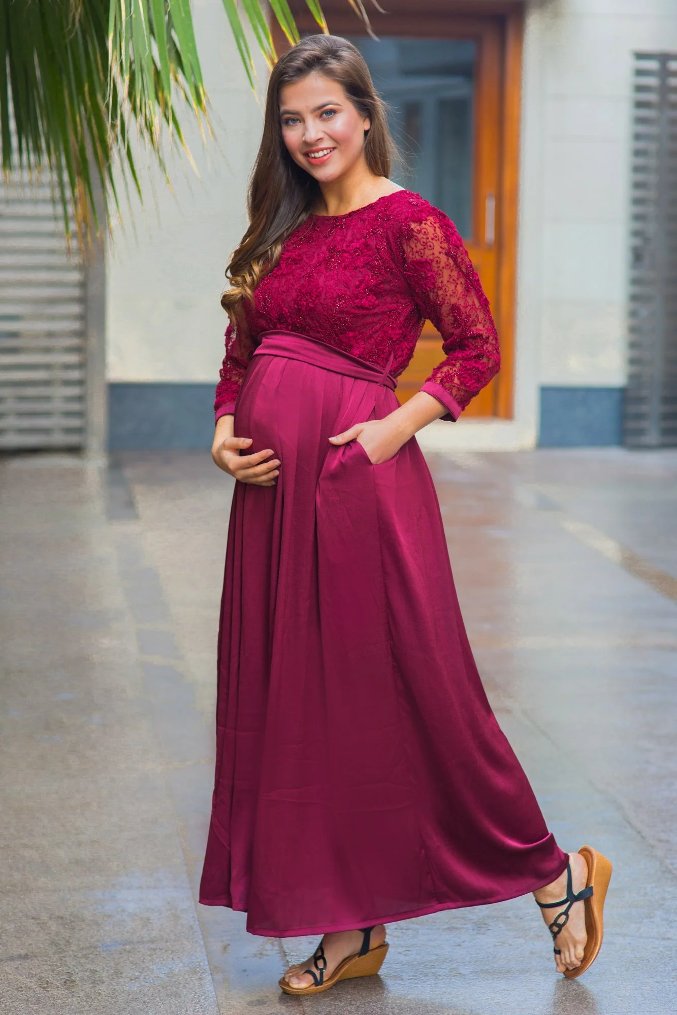 Luxe Elegant Berry Lace Maternity Dress - Chenance