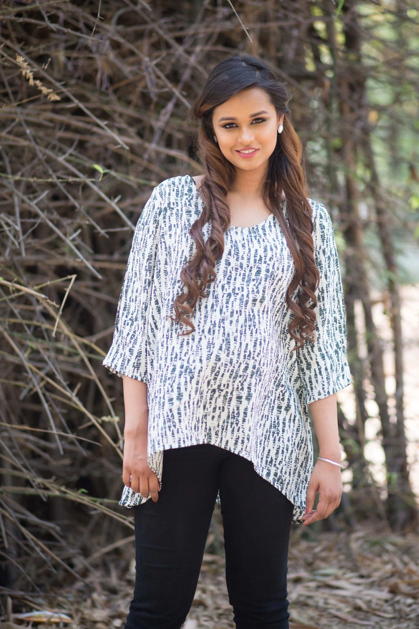 Serene White And Green Sleeve Cut Maternity Top - Chenance