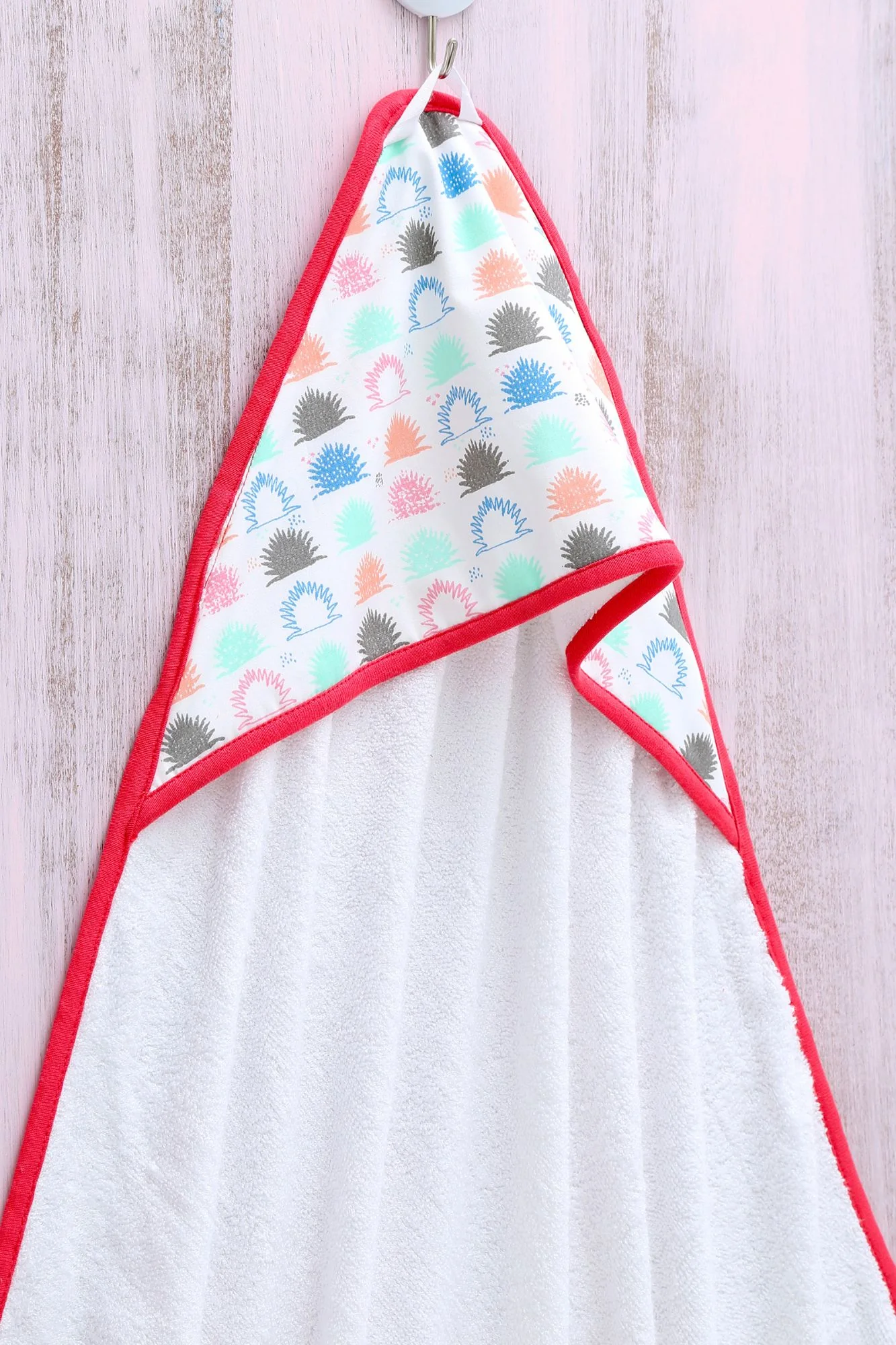 Pineapple Funk - Hooded Towel - Chenance