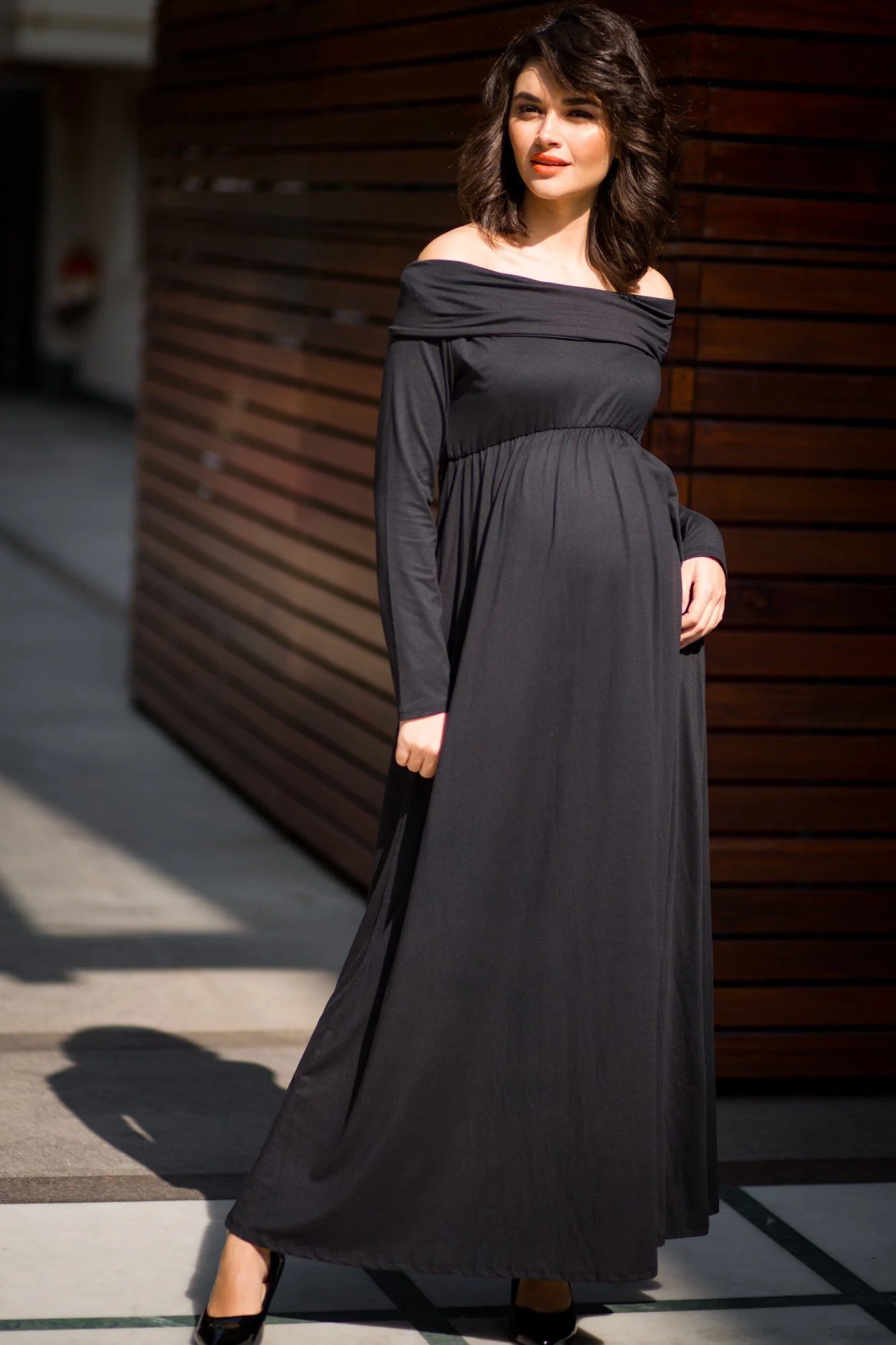 Exquisite Black Cowl Neck Off-shoulder Lycra Maternity Maxi Dress - Chenance