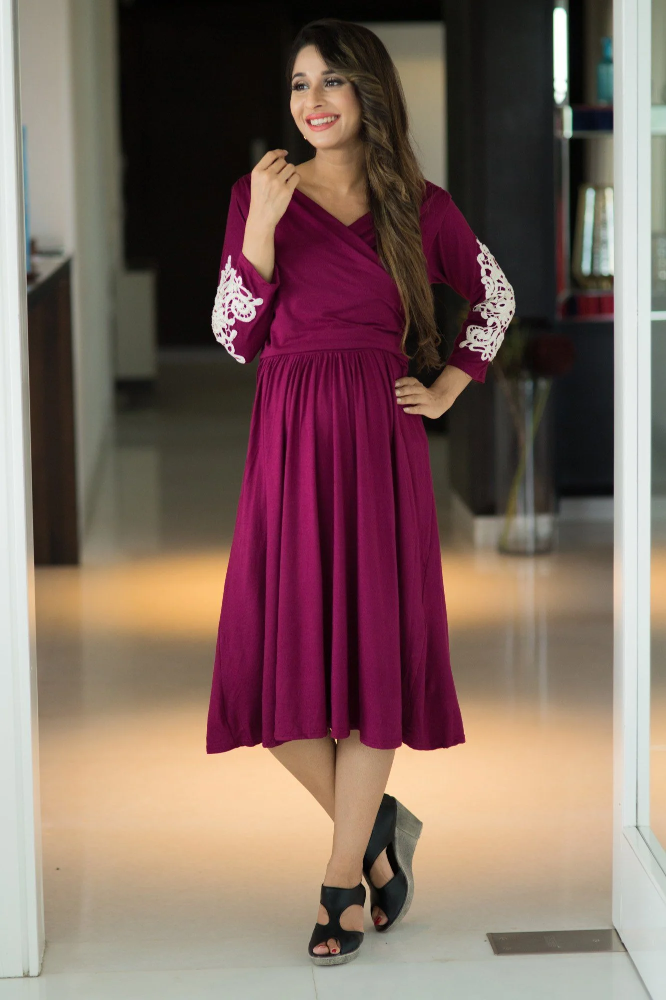 Crochet Berry Wrap Tie Maternity & Nursing Dress - Chenance