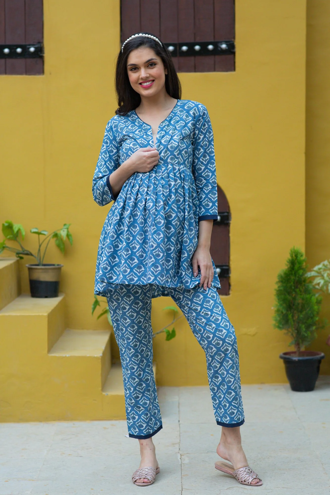 Pretty Indigo Blue Floral Maternity & Nursing Coord Set (100% Cotton) (2 pc) - Chenance