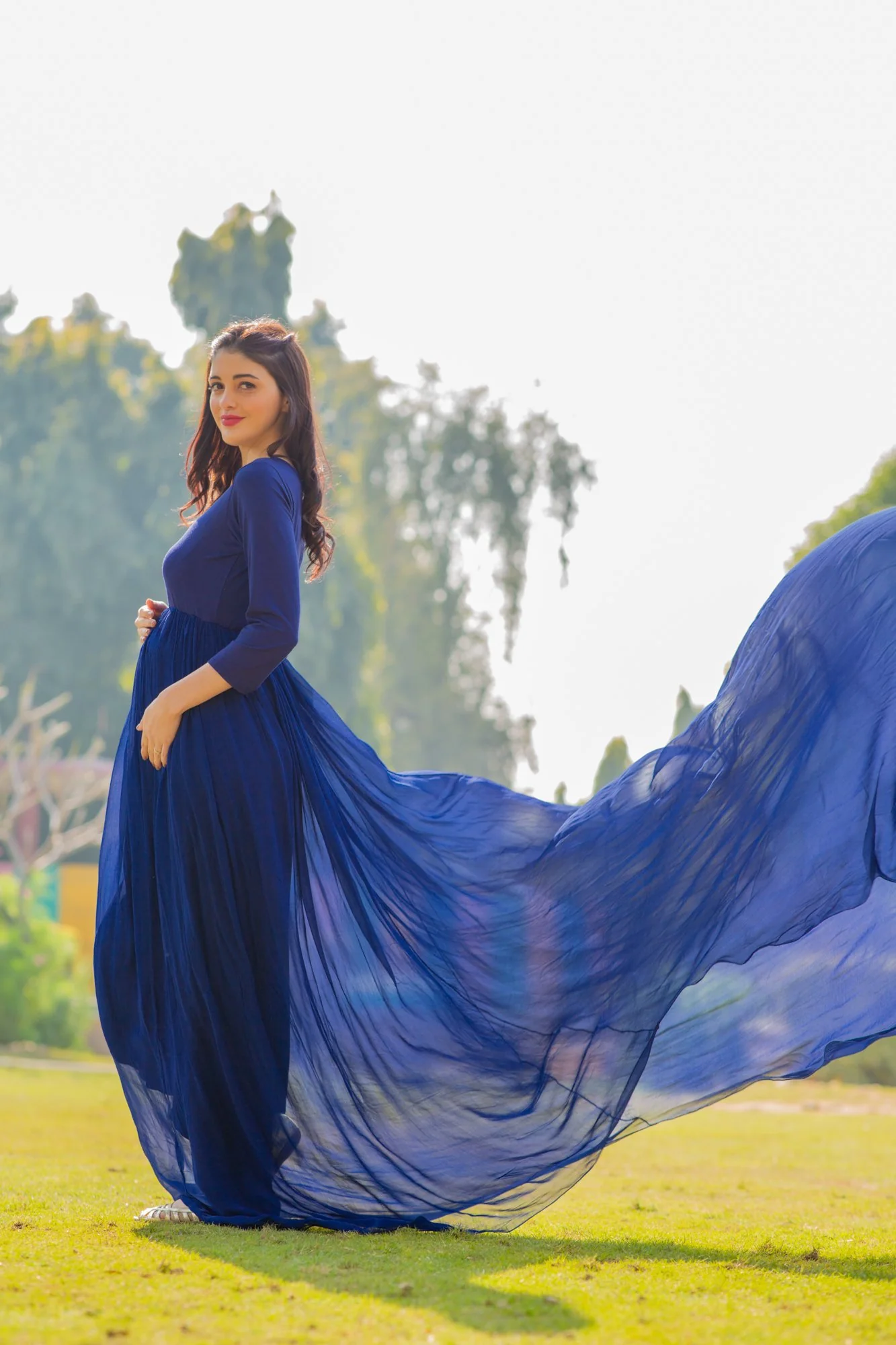 Deep Blue Trail Maternity Photoshoot Gown - Chenance